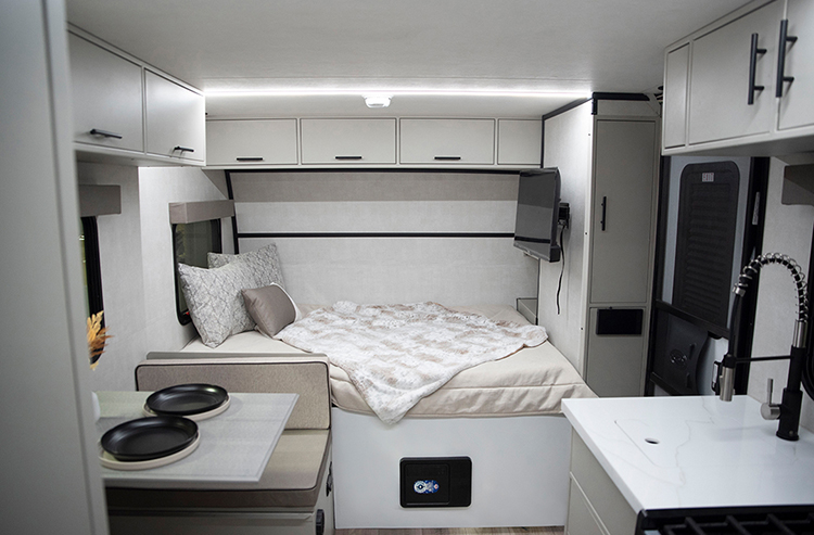 20BH Front Queen Bed & Overhead Cabinet