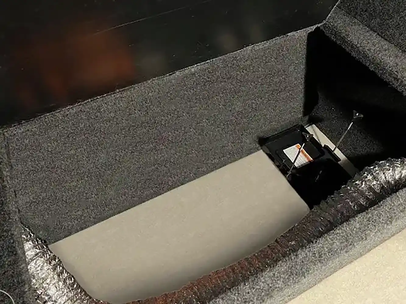 12RK-XT Battery Compartment & Storage